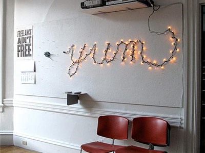 Thắp sáng ngôi nhà với dây đèn nhấp nháy